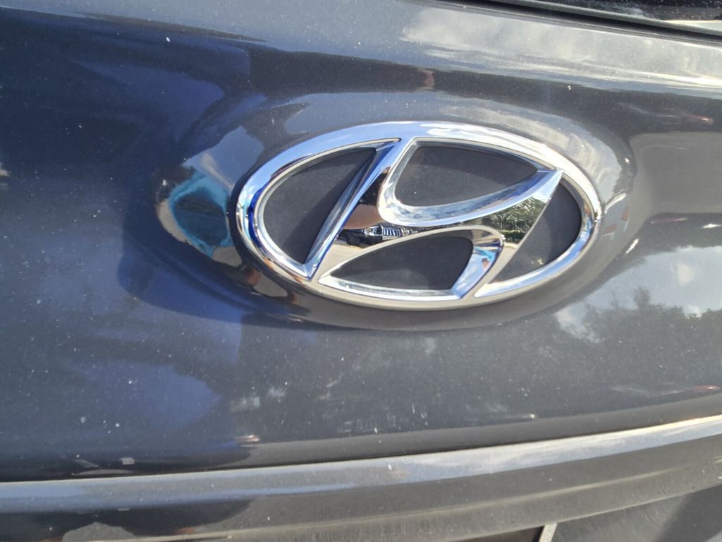 2023 Hyundai Kona - $19,599