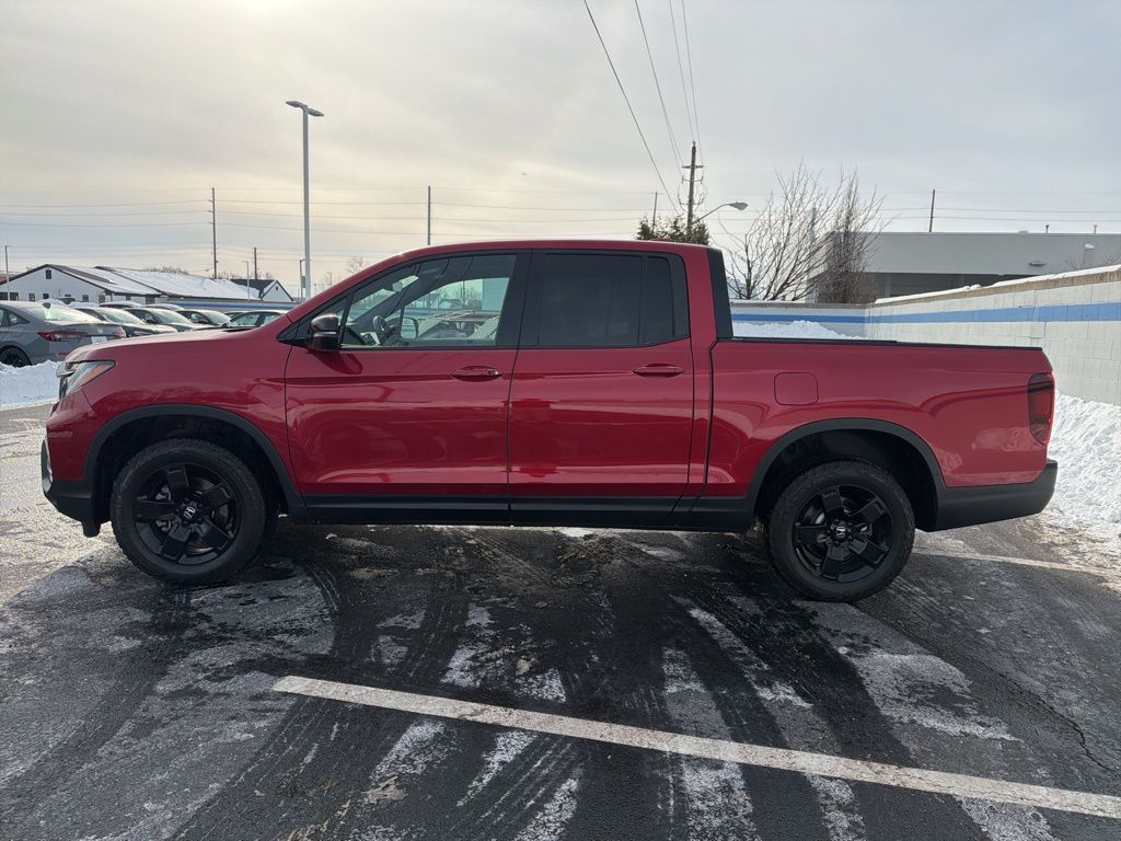 Thumbnail: 2025 Honda Ridgeline - 2