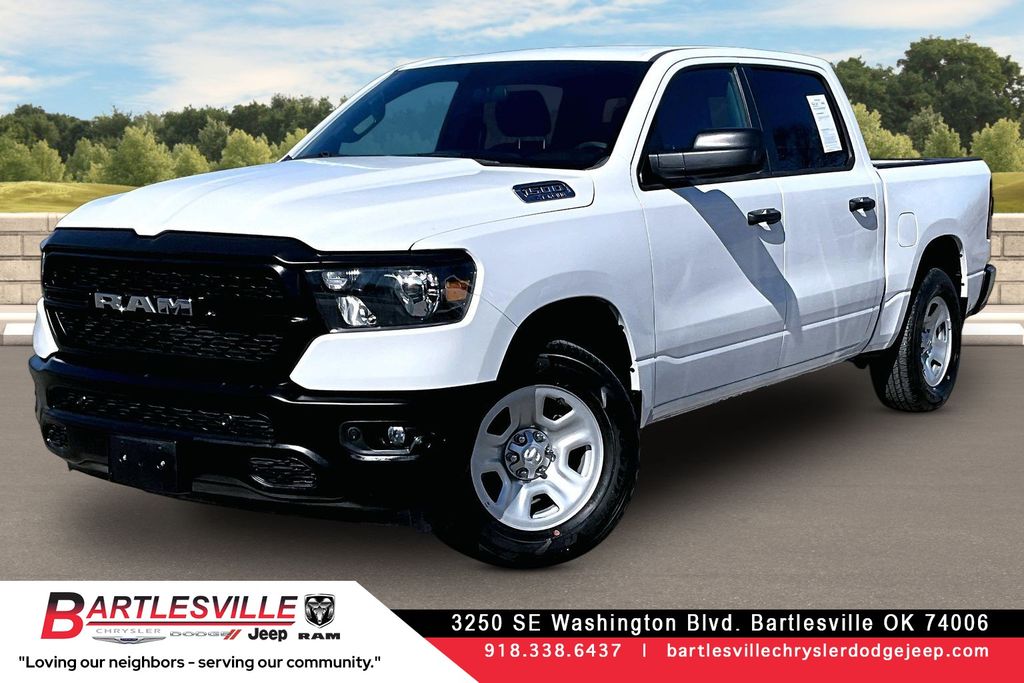 2023 RAM 1500 Tradesman Crew Cab 4WD