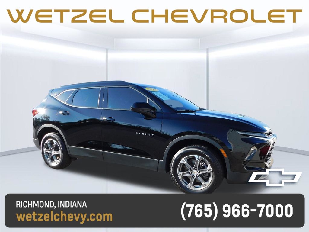 Black 2023 Chevrolet Blazer SUV / Crossover Front-Wheel Drive 9-Speed Automatic Overdrive