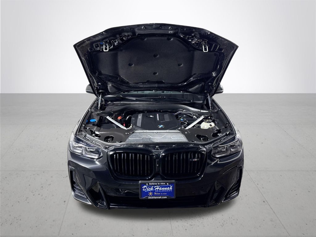 2024 BMW X3 M40i