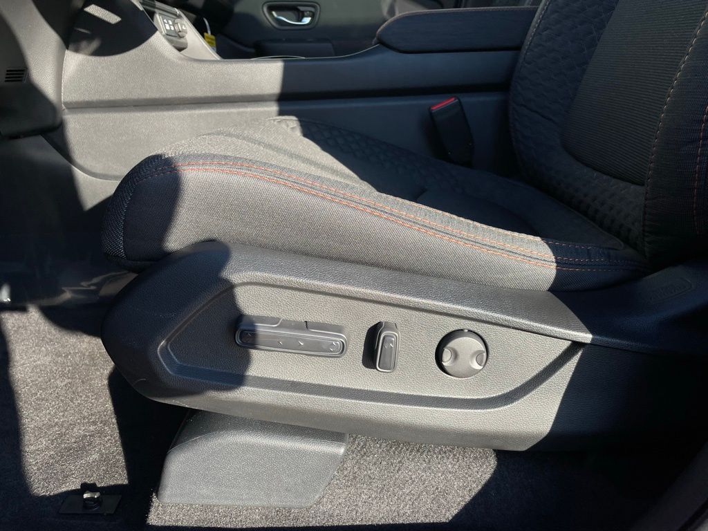 Thumbnail: 2025 Honda Pilot - 25