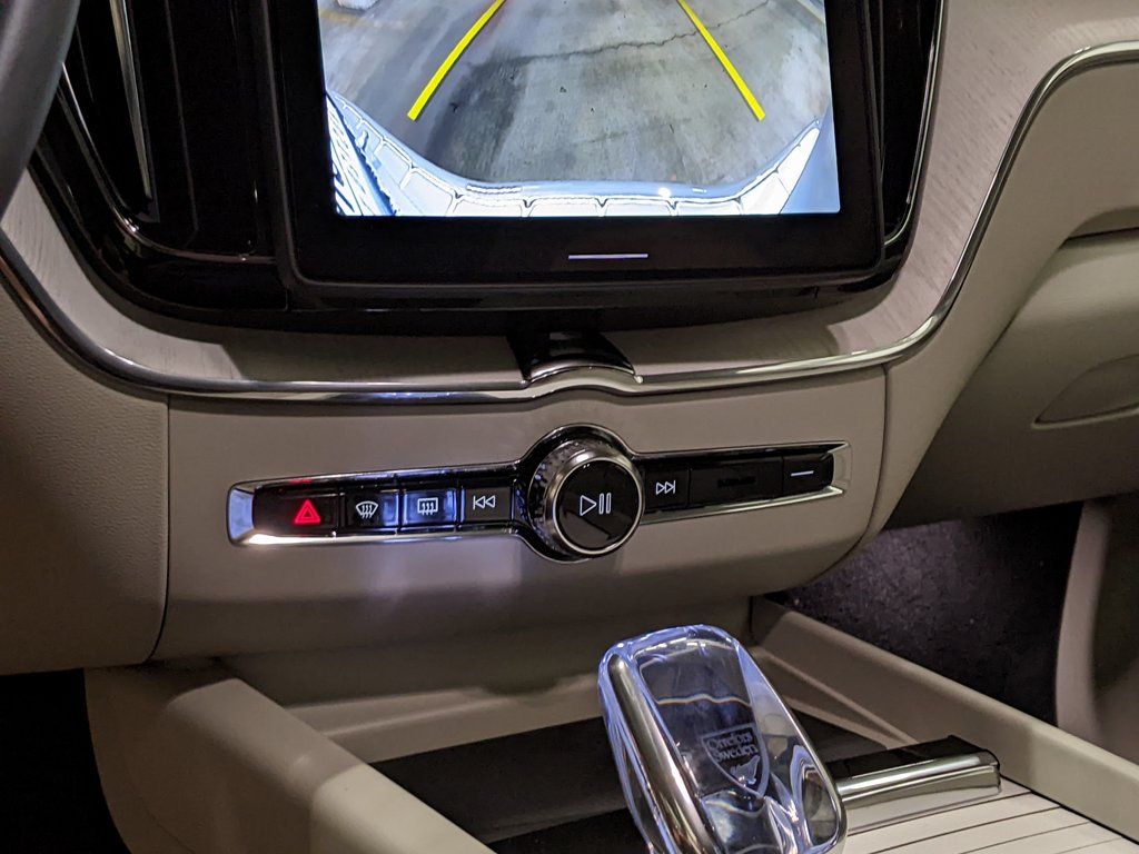 2026 Volvo XC60 Ultra - Photo 19