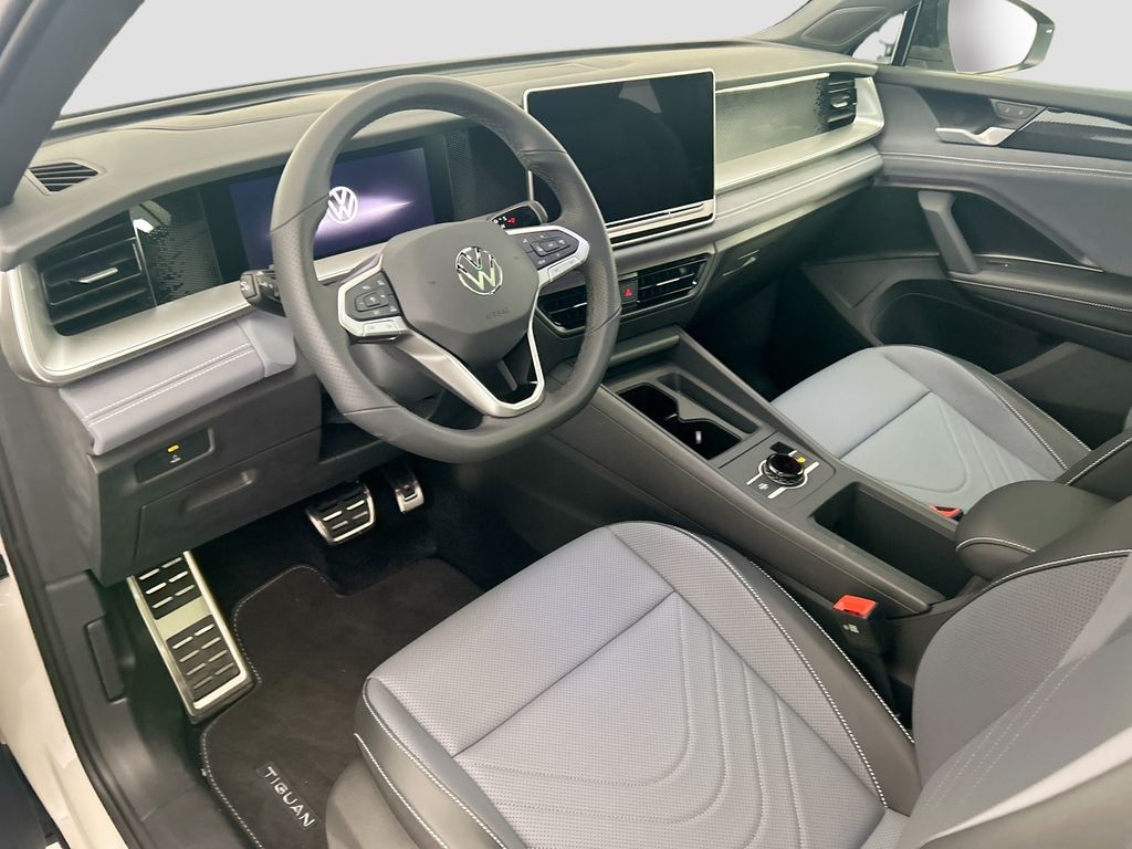Thumbnail: 2026 Volkswagen Tiguan - 9