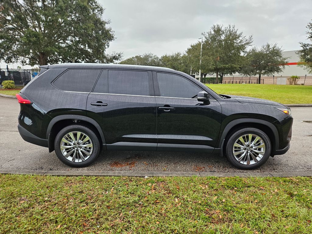 2024 Toyota Grand Highlander Platinum 6