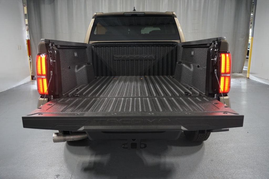 Thumbnail: 2025 Toyota Tacoma - 25