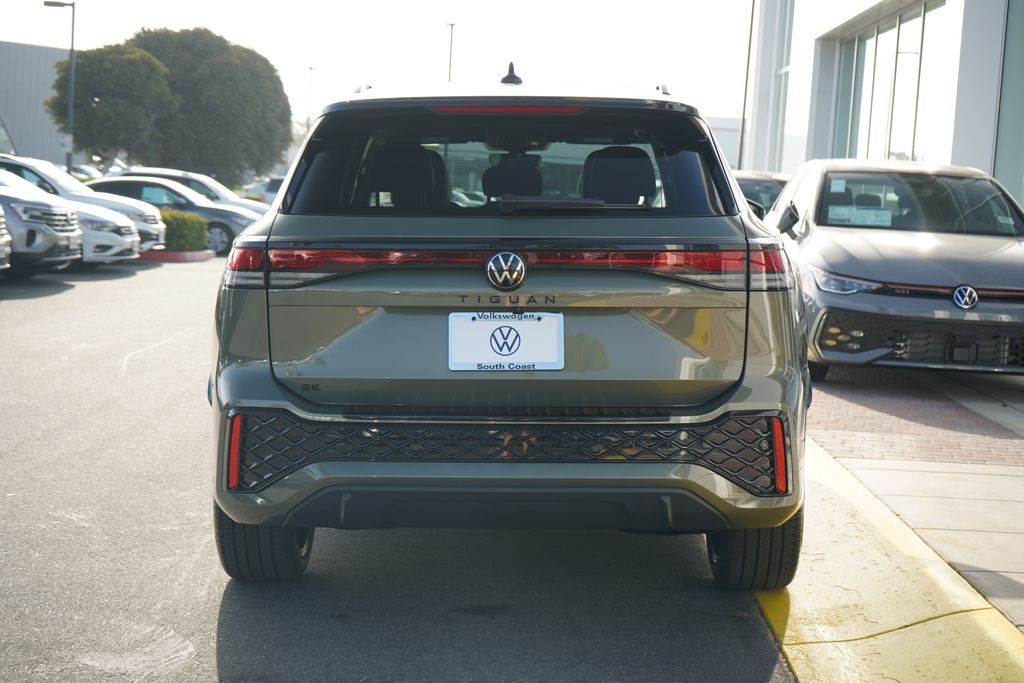 Thumbnail: 2026 Volkswagen Tiguan - 4