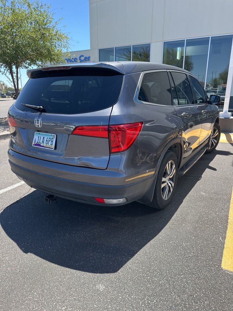 Thumbnail: 2018 Honda Pilot - 3