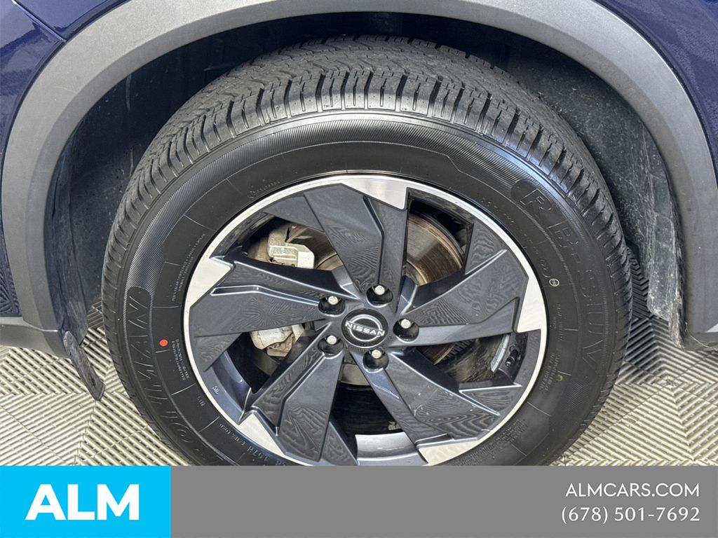 Used 2025 Blue Nissan SV image 15