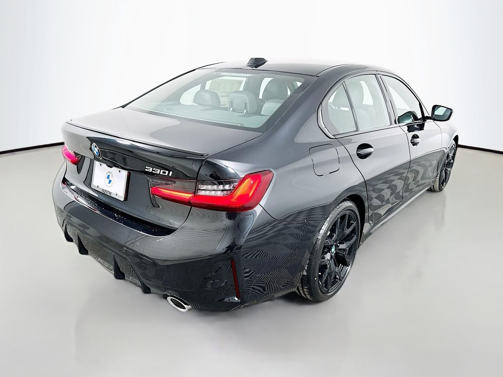 Thumbnail: 2026 BMW 3 Series - 5