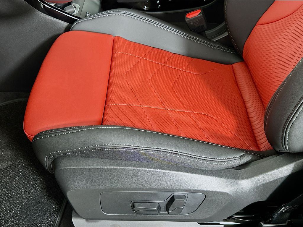 Thumbnail: 2025 BMW X1 - 21