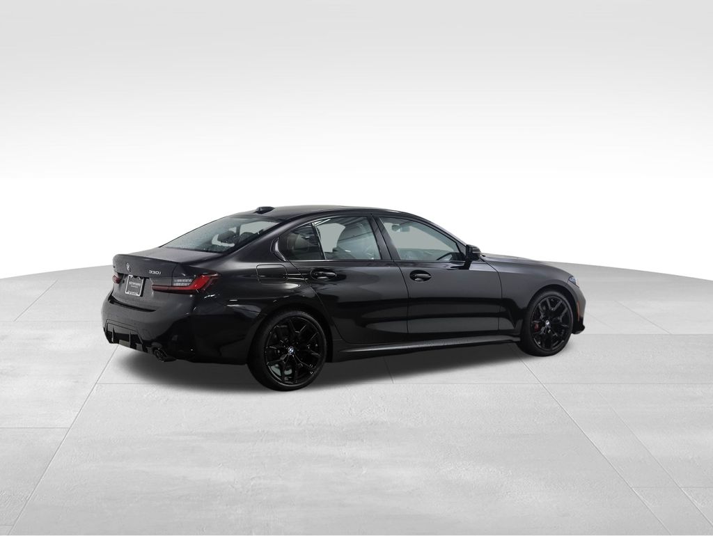 Thumbnail: 2025 BMW 3 Series - 5