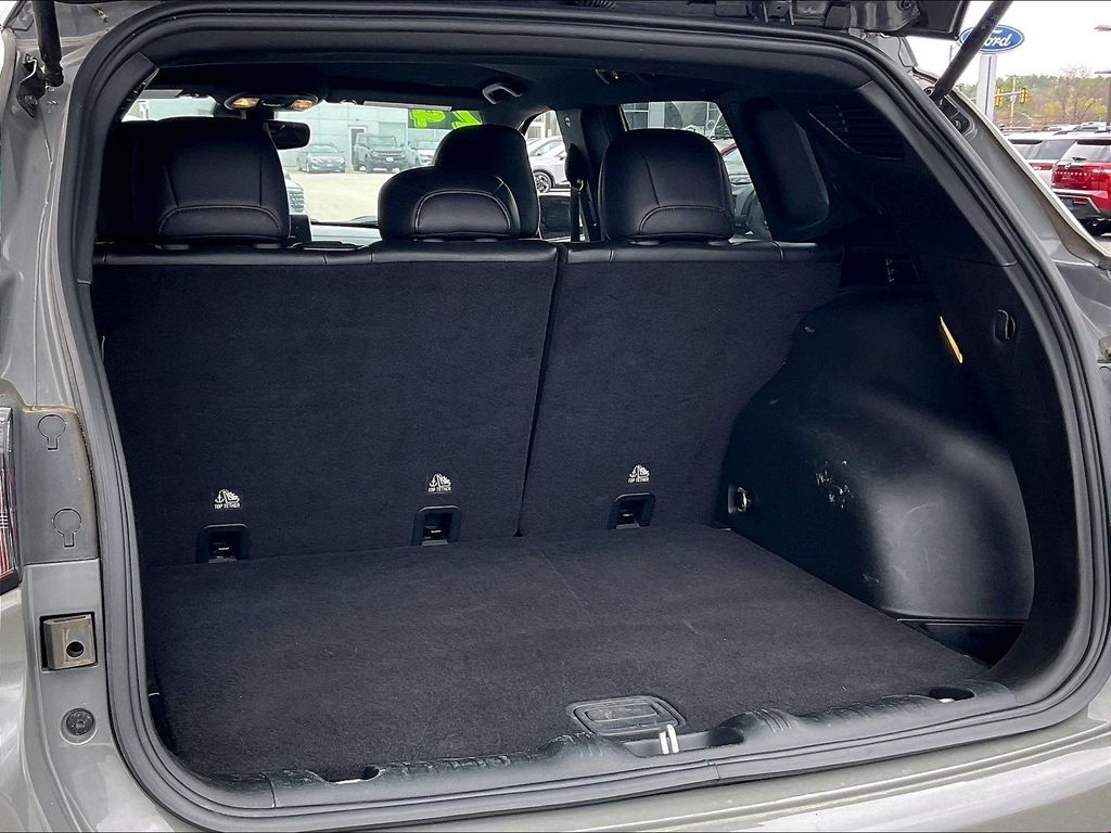 2024 Jeep Compass — photo 34