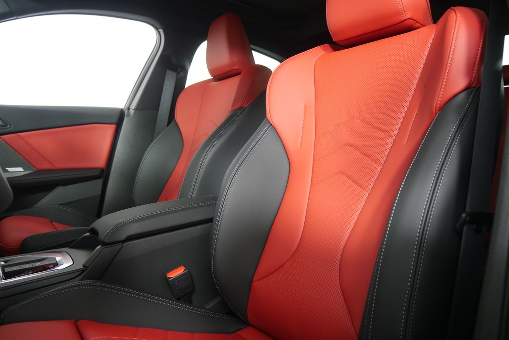 Thumbnail: 2026 BMW 2 Series - 10