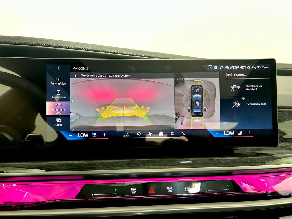 Thumbnail: 2025 BMW 7 Series - 17