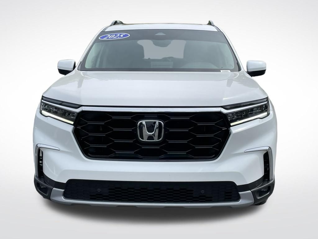 Thumbnail: 2025 Honda Pilot - 9