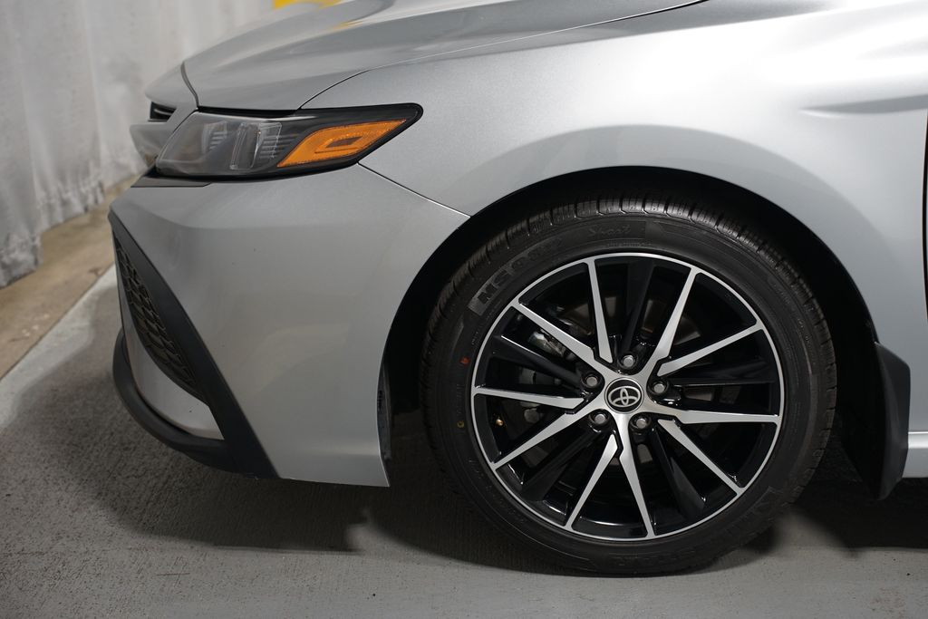 Thumbnail: 2023 Toyota Camry - 5