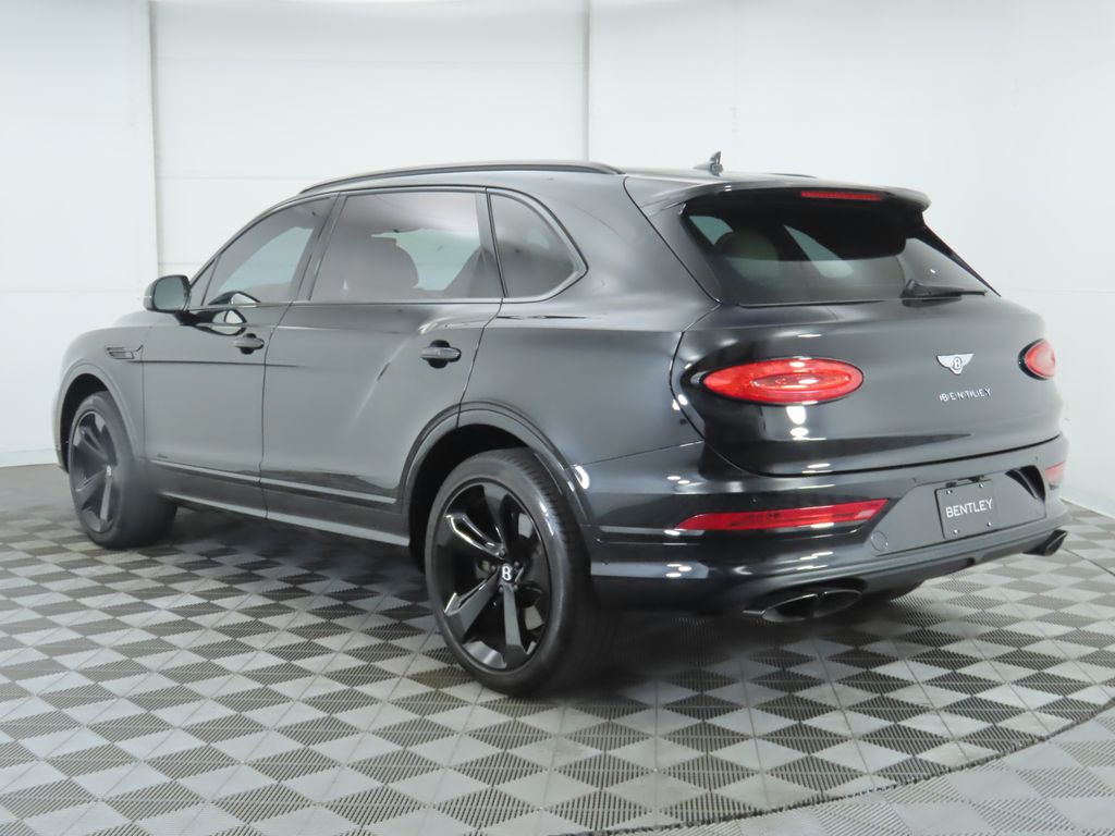 Thumbnail: 2023 Bentley Bentayga - 7