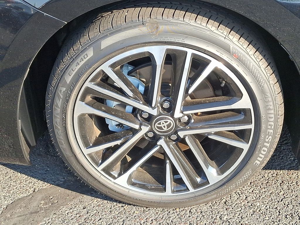 Thumbnail: 2025 Toyota Camry - 8