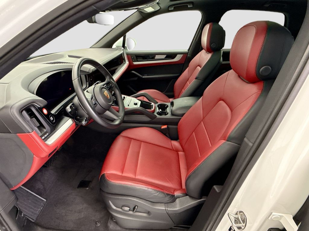 Thumbnail: 2024 Porsche Cayenne - 5
