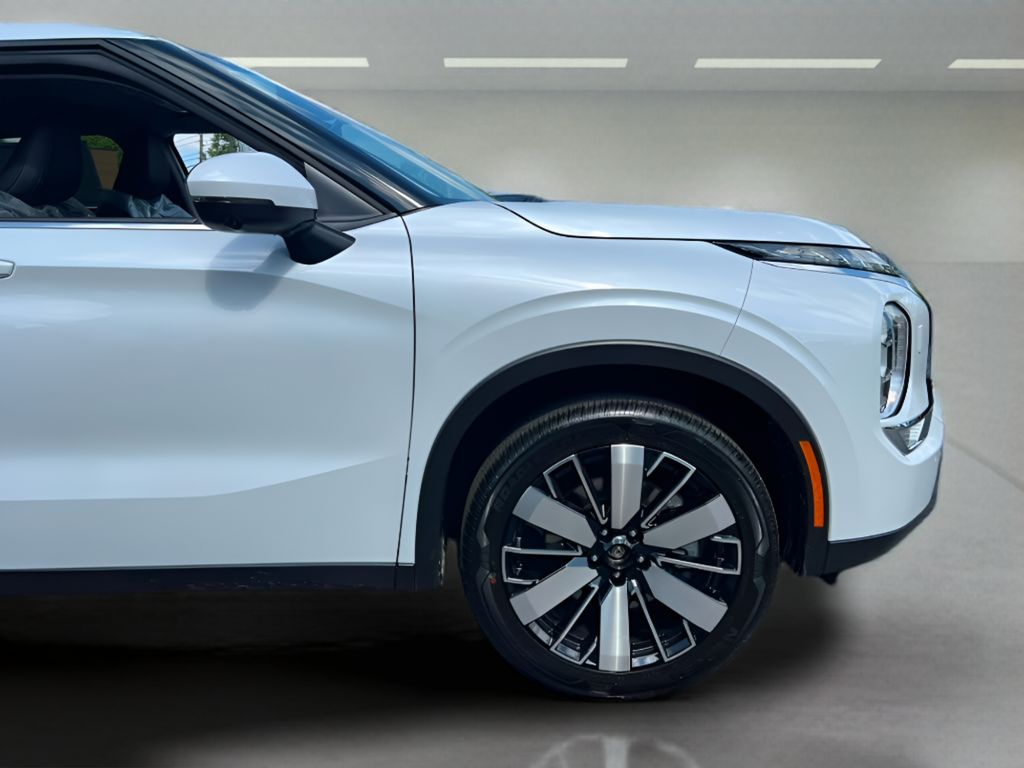 New 2026 Mitsubishi Outlander SUV