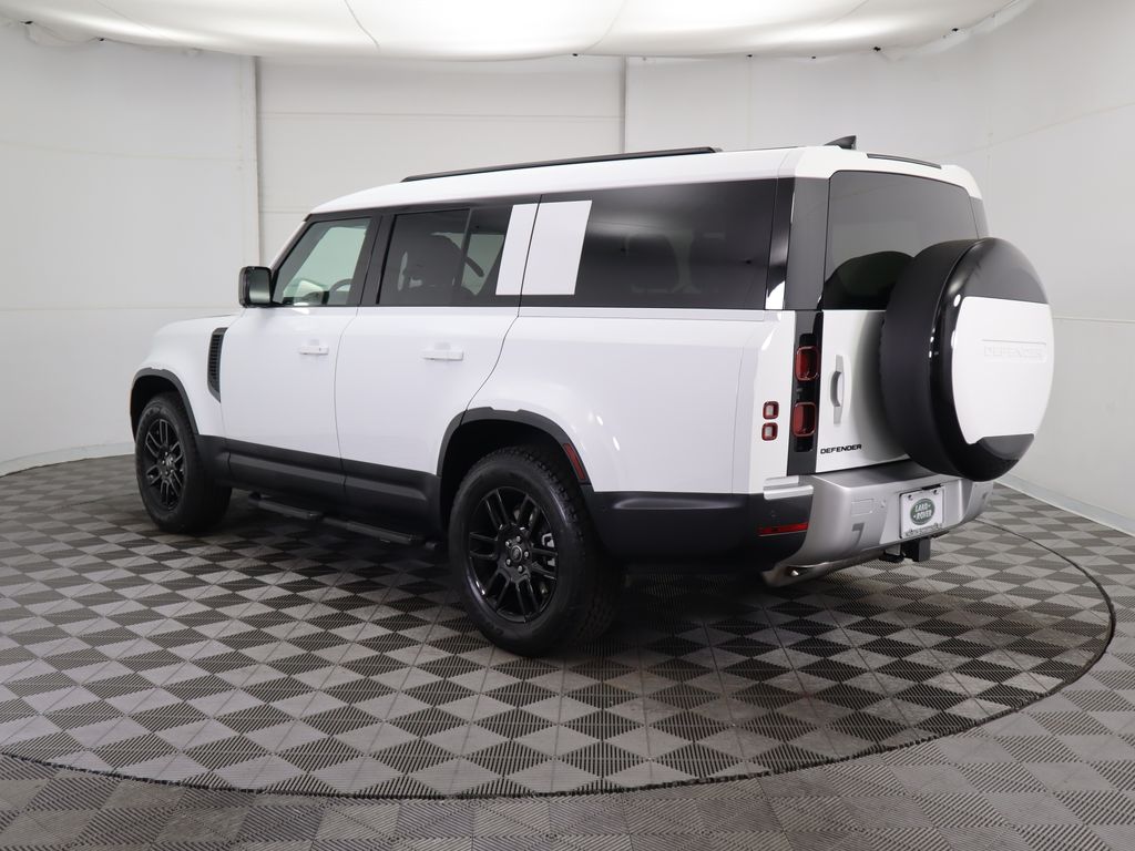 2025 Land Rover Defender 130 7