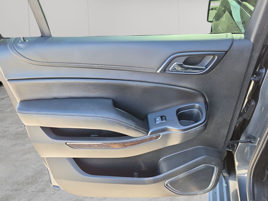 Used Car 2019 Chevrolet Suburban  Lt For Sale Under $25,000 In Austin, Texas