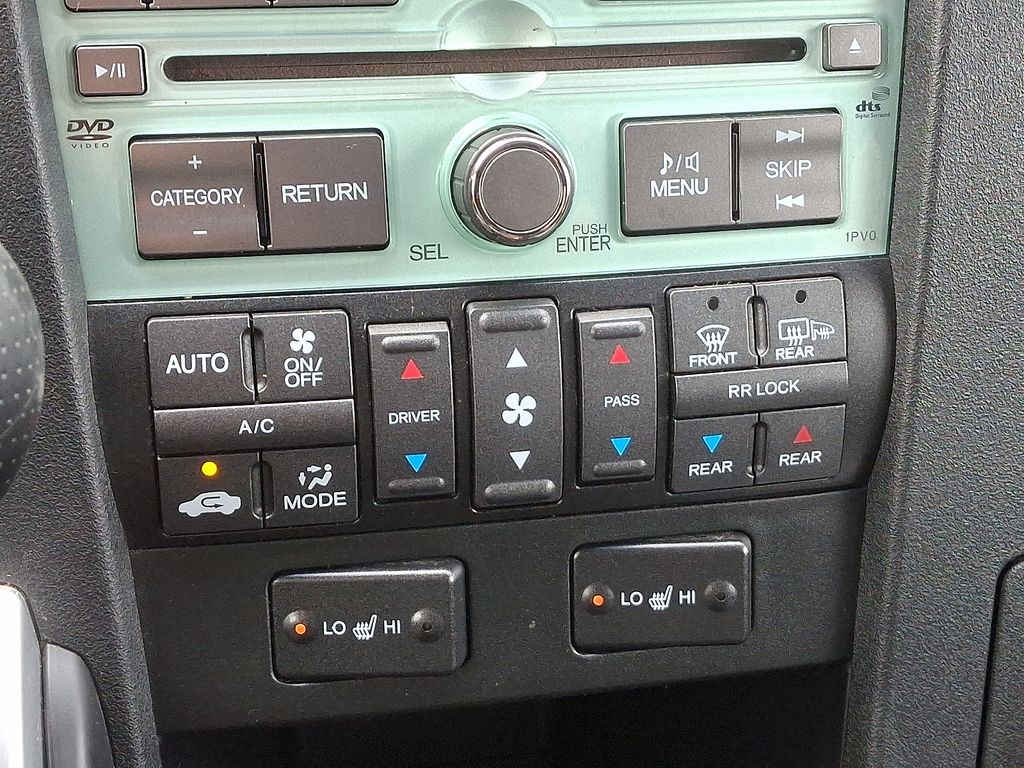 Thumbnail: 2011 Honda Pilot - 18