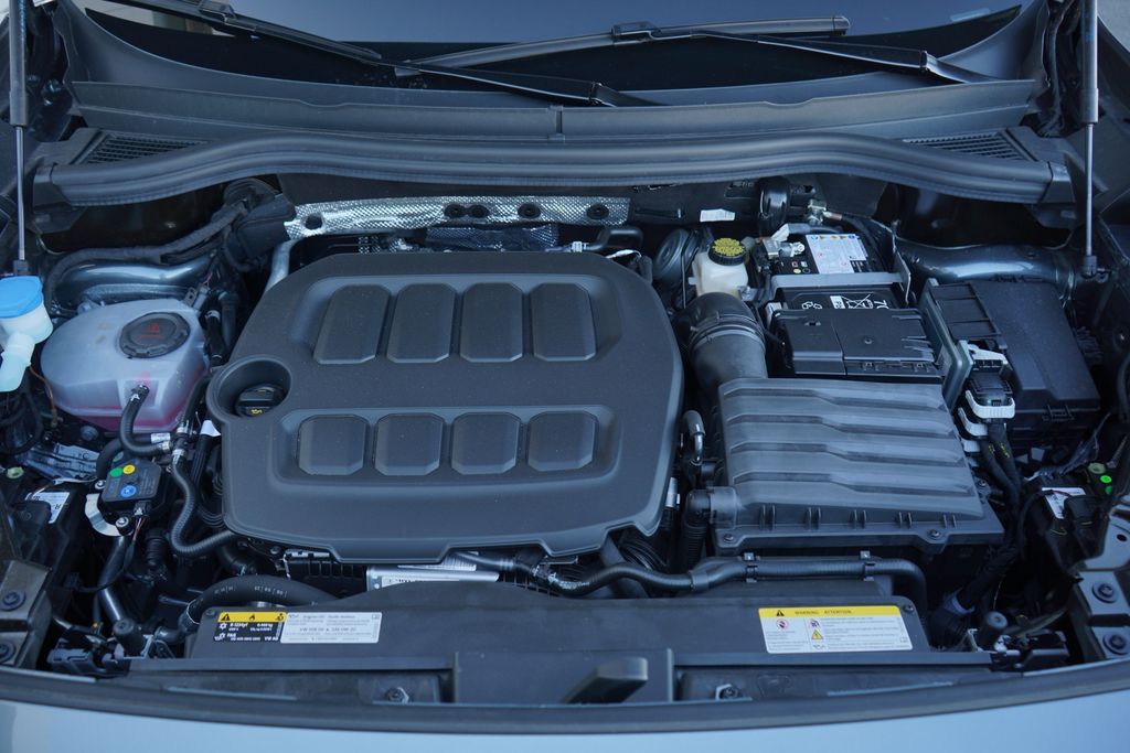 Thumbnail: 2025 Volkswagen Tiguan - 12