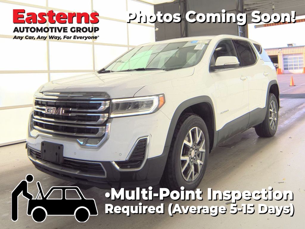 2022 GMC Acadia SLE's photo