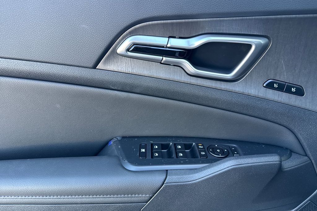 new 2026 Kia Sportage car, priced at $39,280