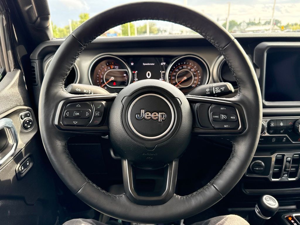 Used 2021 Jeep Gladiator Truck