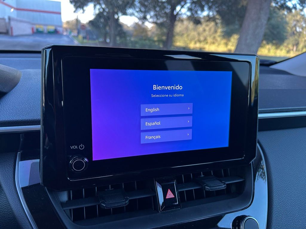 Thumbnail: 2023 Toyota Corolla Cross - 23