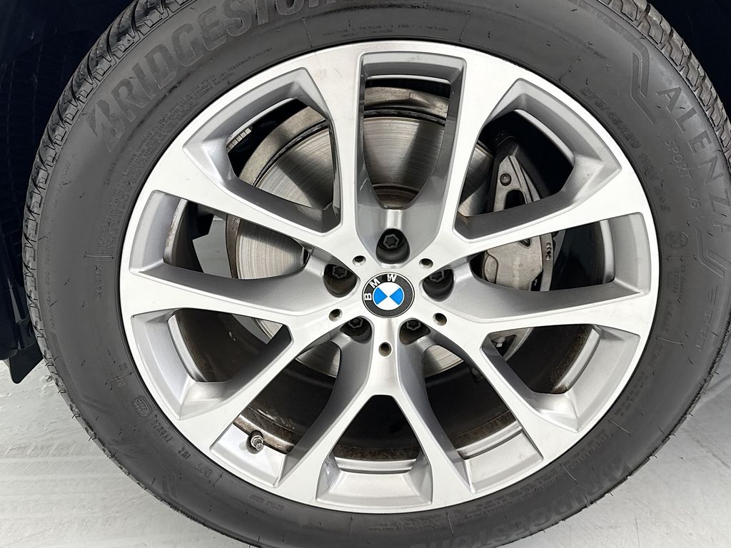 Thumbnail: 2026 BMW X5 - 29