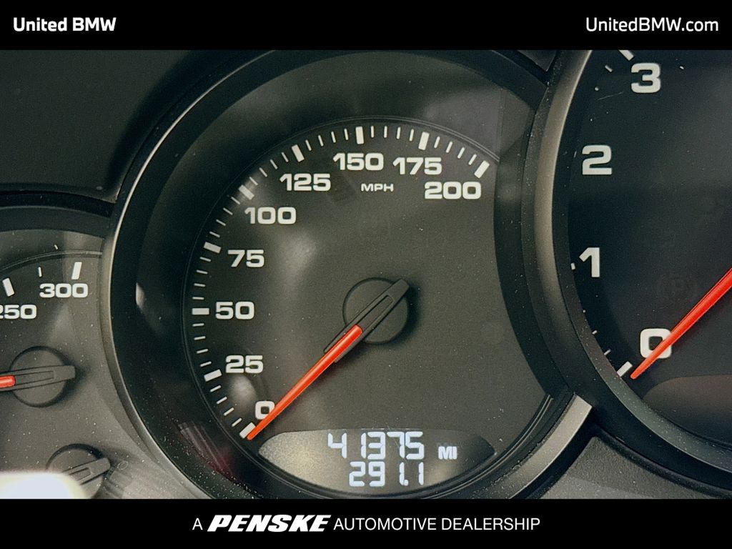 Thumbnail: 2014 Porsche 911 - 7