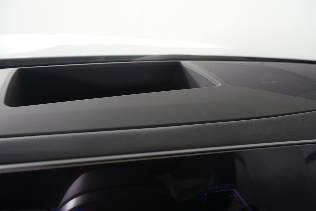 Thumbnail: 2026 BMW 5 Series - 20