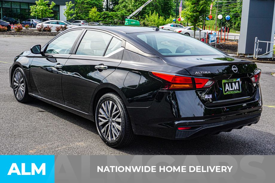 2023 Nissan Altima 2.5 SV photo 4
