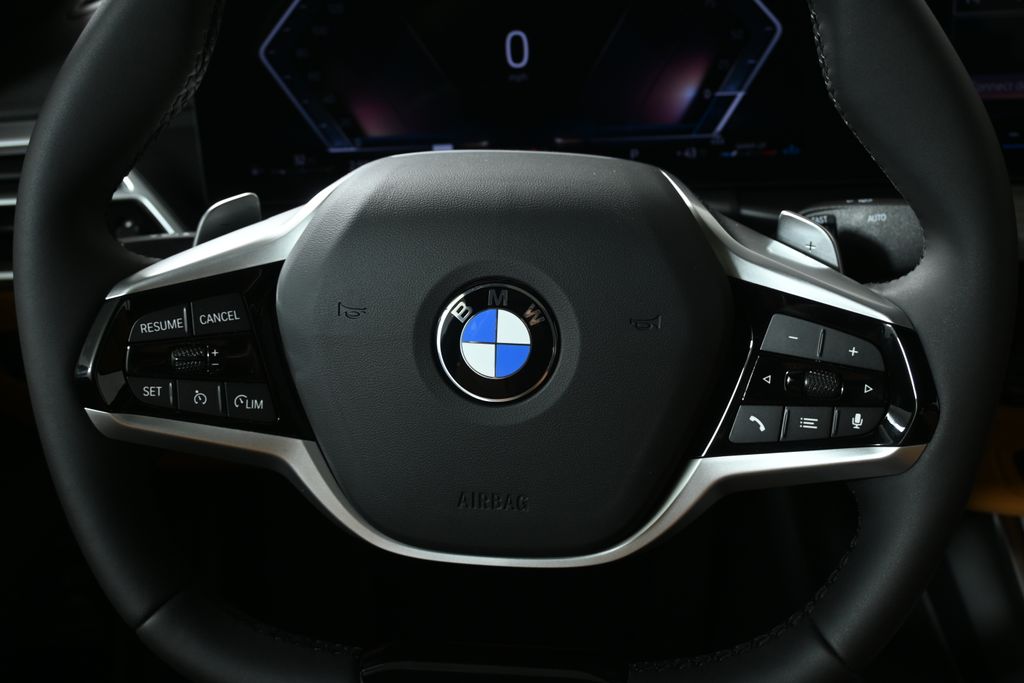 Thumbnail: 2026 BMW 3 Series - 19