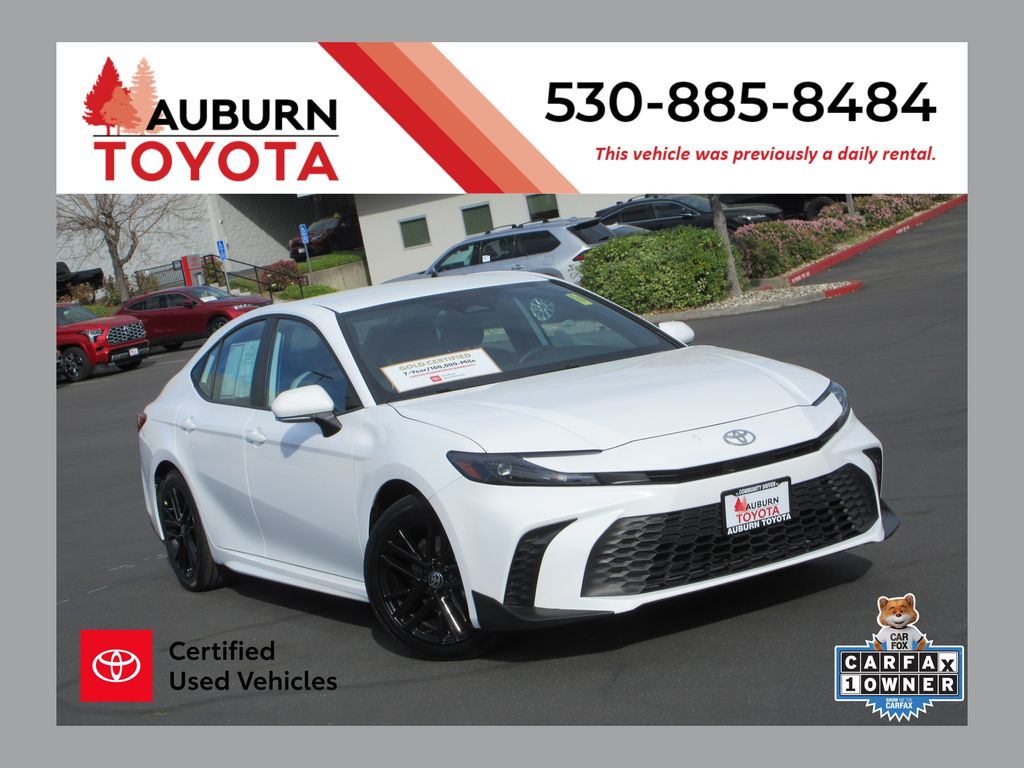 2025 Toyota Camry SE FWD