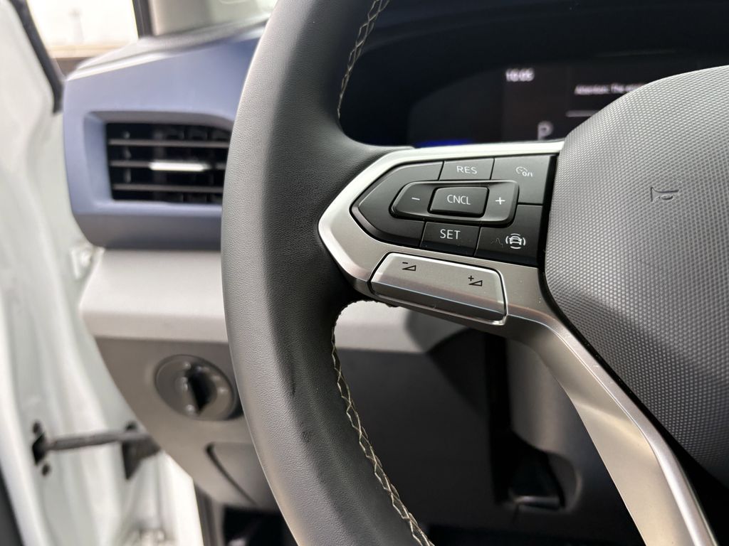 2022 Volkswagen Taos 1.5T SE White at DeMontrond Auto Country