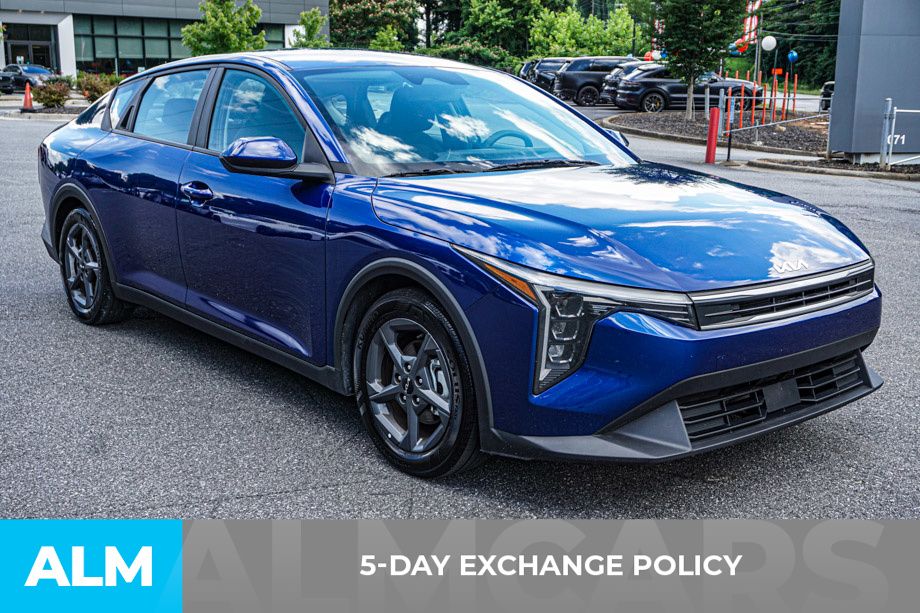 Used 2025 Blue Kia LXS image 4