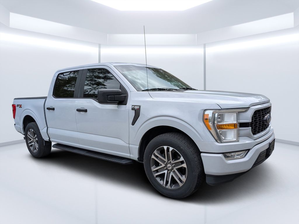 White Metallic 2021 Ford F-150 XL SuperCrew RWD Pickup Truck 4X2 Automatic