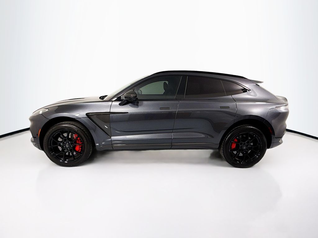 Thumbnail: 2021 Aston Martin DBX - 8