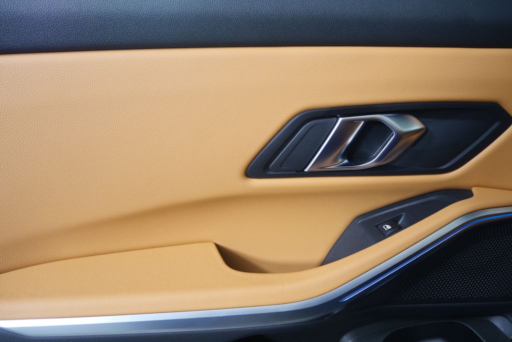 Thumbnail: 2024 BMW 3 Series - 14