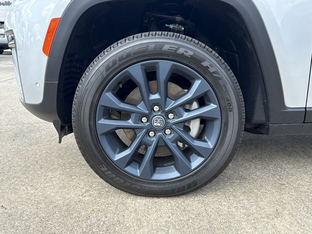2026 Jeep Grand Cherokee L  Silver at Texan Dodge Chrysler Jeep Ram