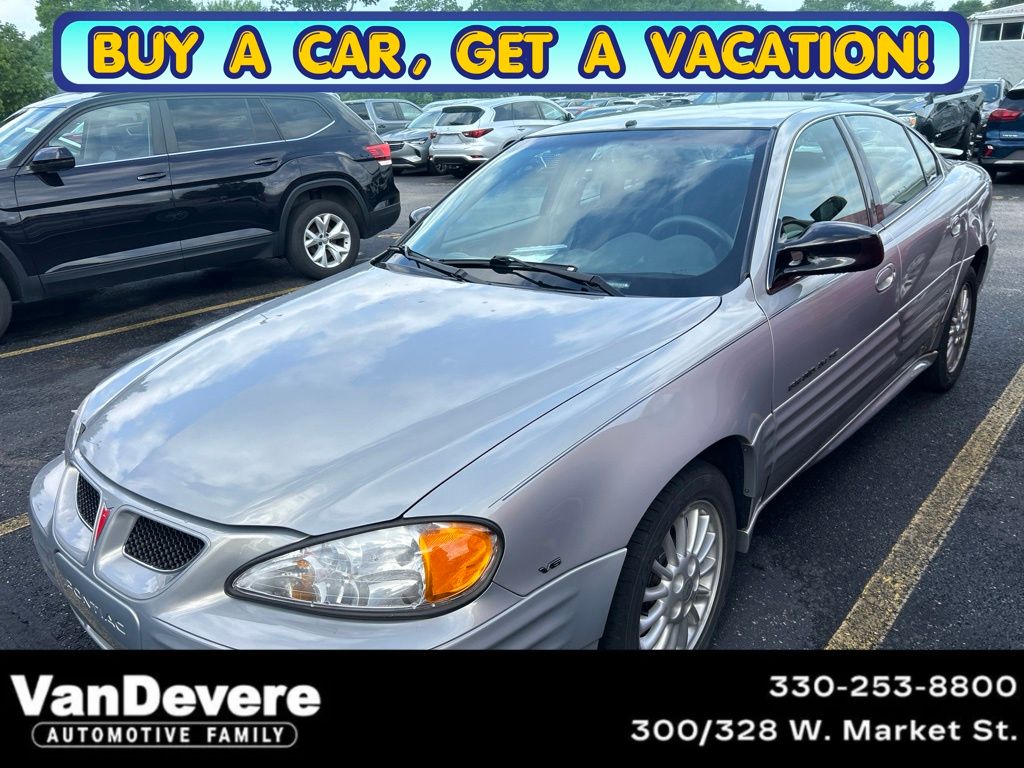Silvermist Metallic 2000 Pontiac Grand Am SE2 Sedan Front-Wheel Drive 4-Speed Automatic