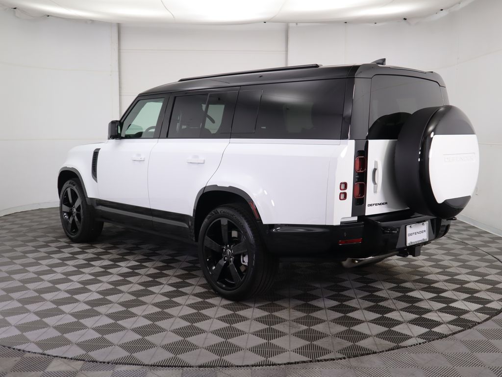 Thumbnail: 2025 Land Rover Defender - 7