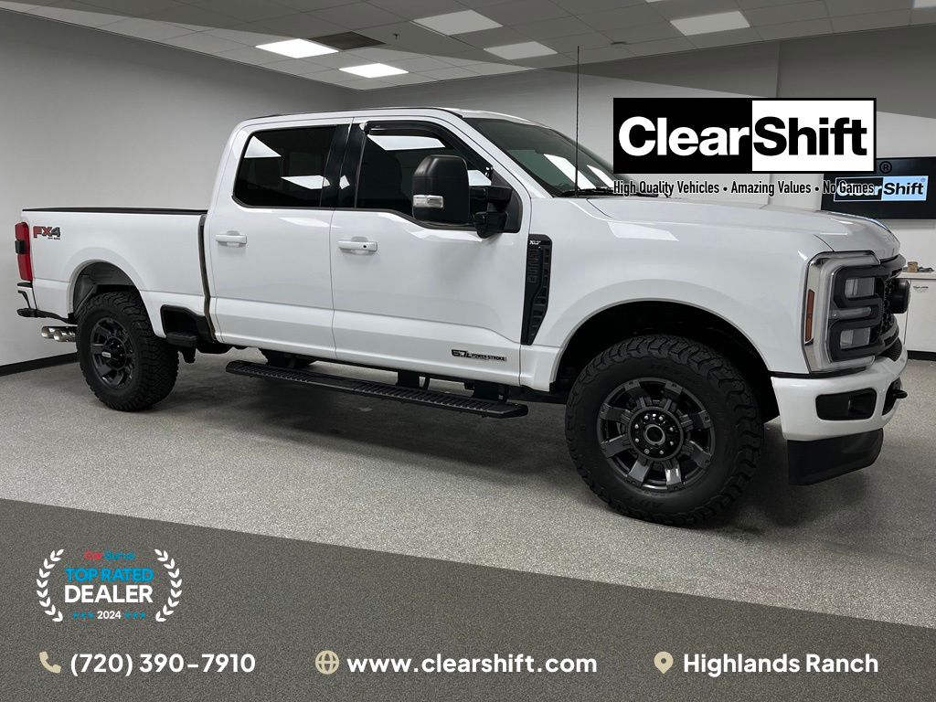 Oxford White 2024 Ford F-250 Super Duty Pickup Truck Four-Wheel Drive 10-Speed Automatic