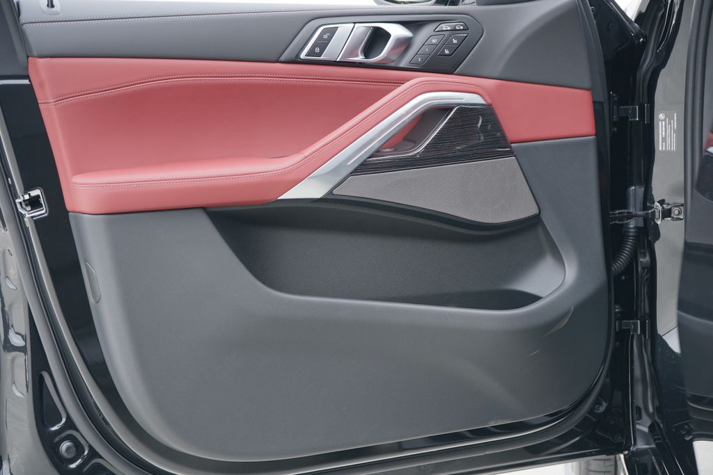 Thumbnail: 2026 BMW X6 - 9
