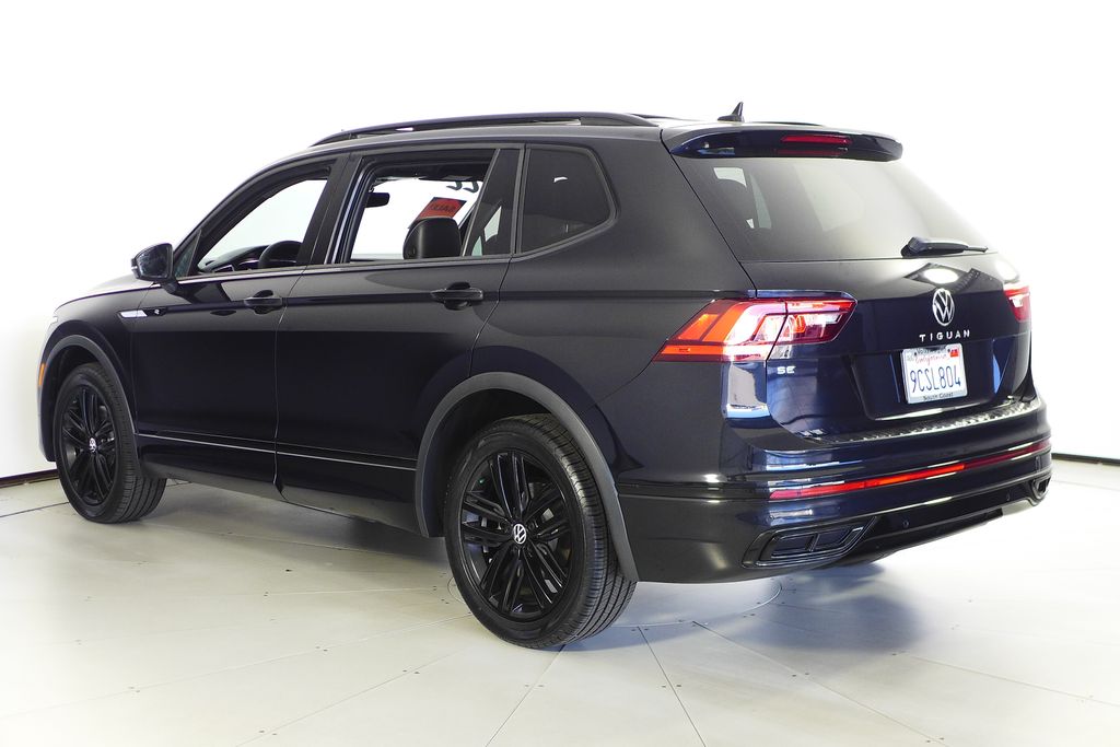 Thumbnail: 2022 Volkswagen Tiguan - 9